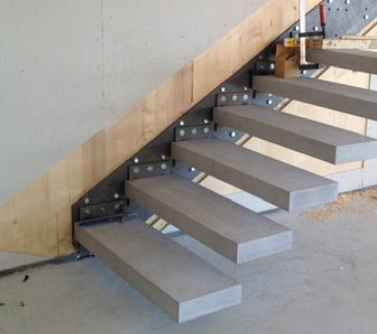 金 螳 螂获得实用新型专利授权:“立体悬空楼梯用装配安装组件及安装系统”