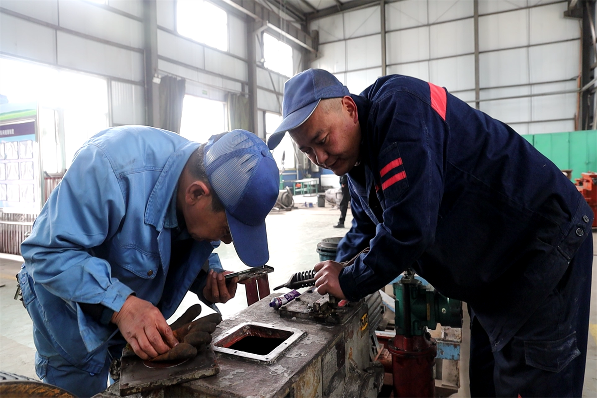 兖矿能源获得实用新型专利授权：“一种迈步滑靴式安装机”