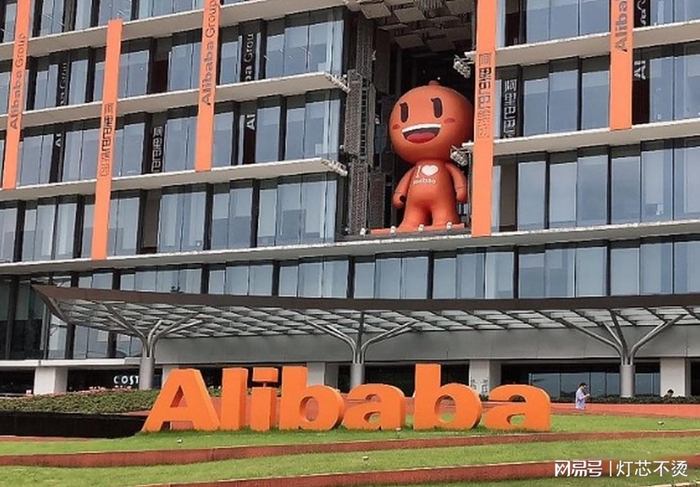 MiniMax上市后首份成绩单发布 2025年营收同比增长159%至7904万美元