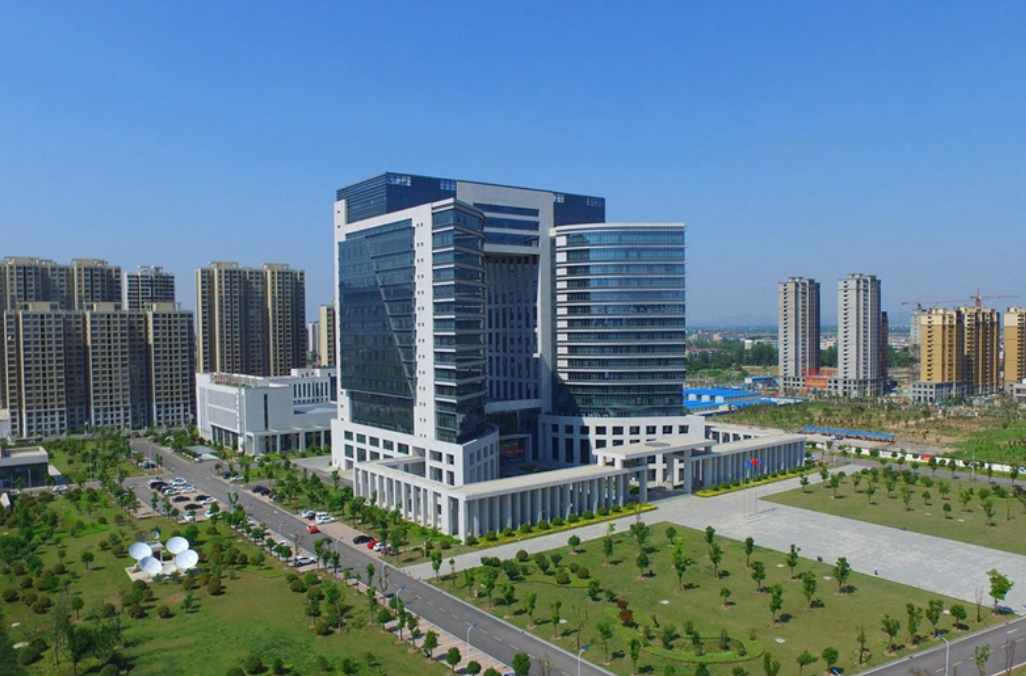 中复神鹰涨6.97%，股价创历史新高