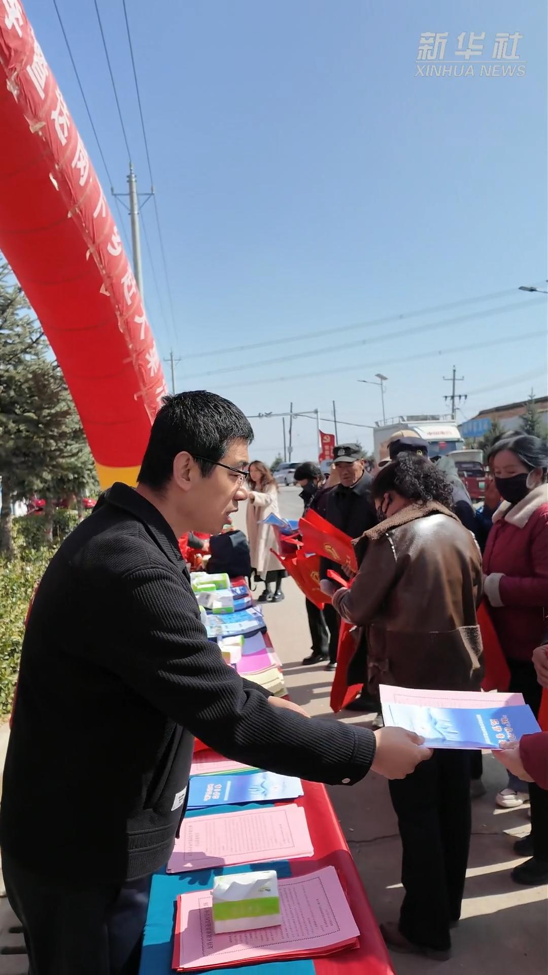 甘肃省平凉市委常委、常务副市长胡雄韬一行到科达自控参观调研