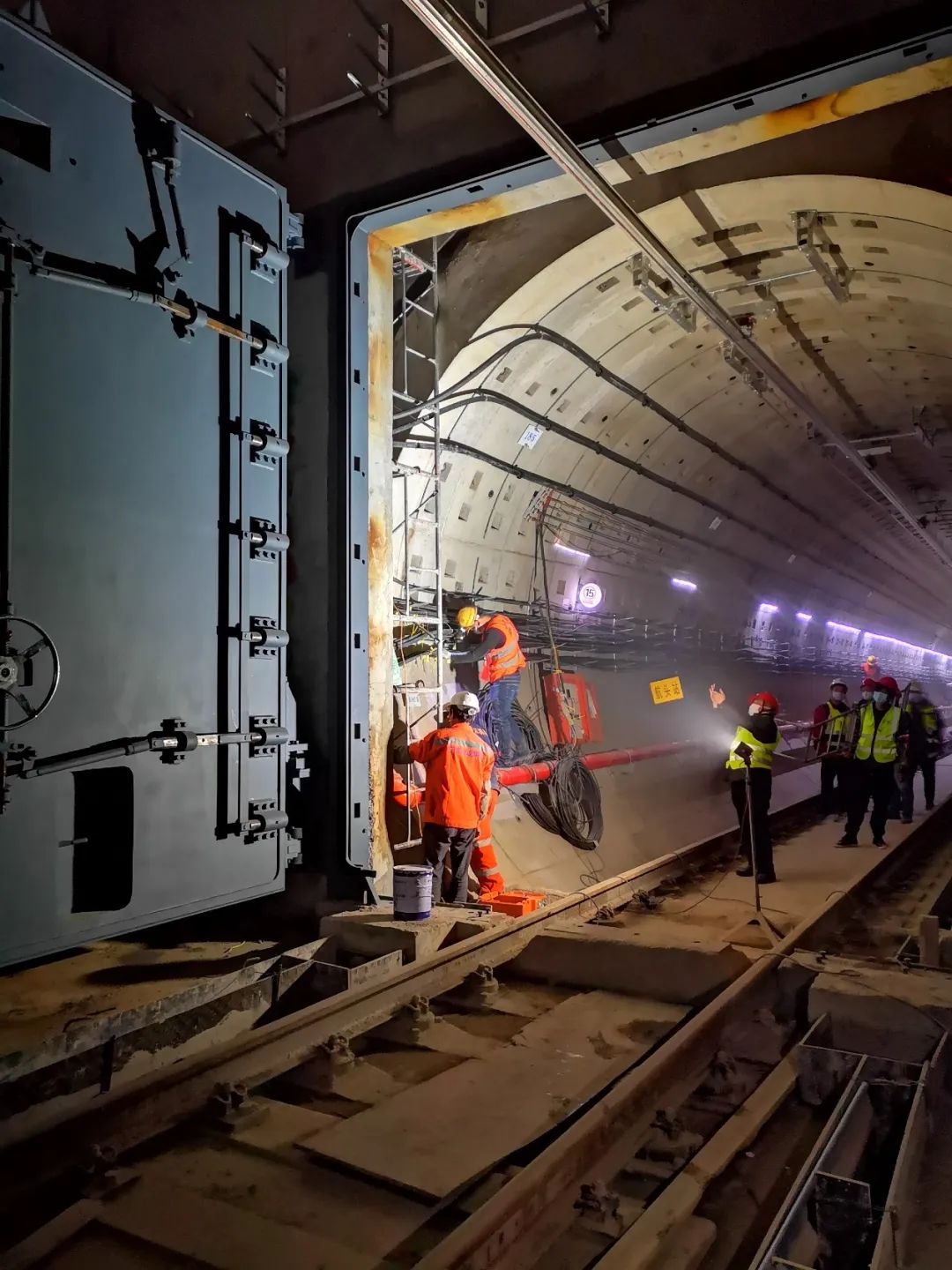 浦东建设：子公司中标多个重大项目 金额合计约17.36亿元