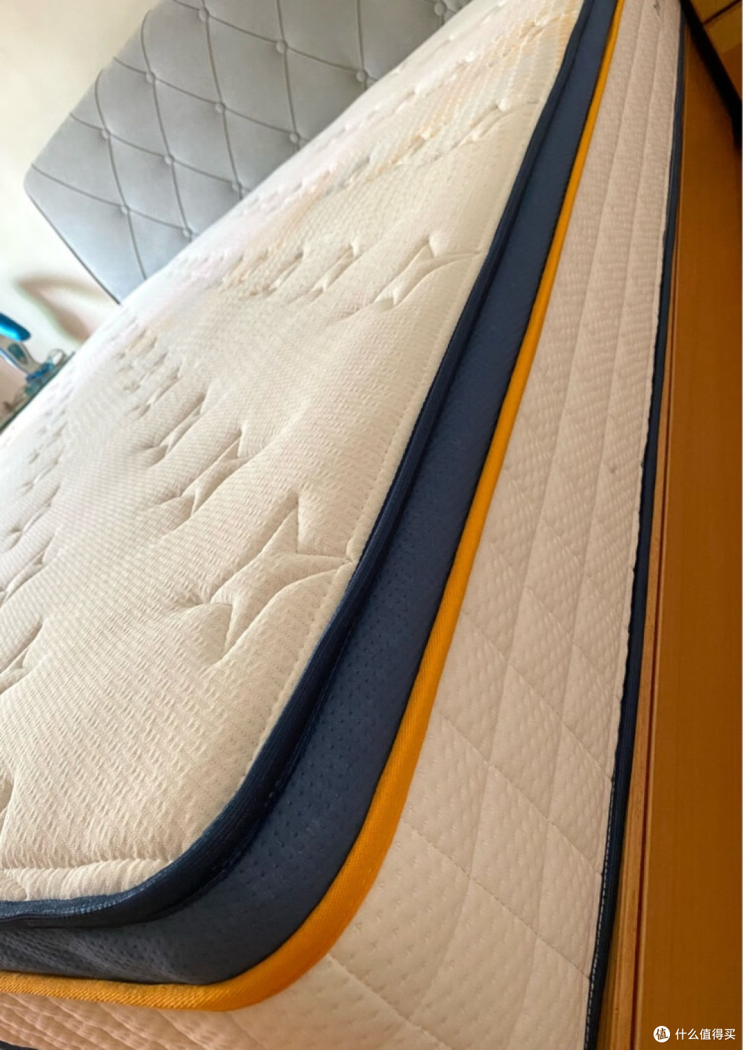 喜临门获得实用新型专利授权：“一种方形气囊弹簧和使用其的按摩床垫”