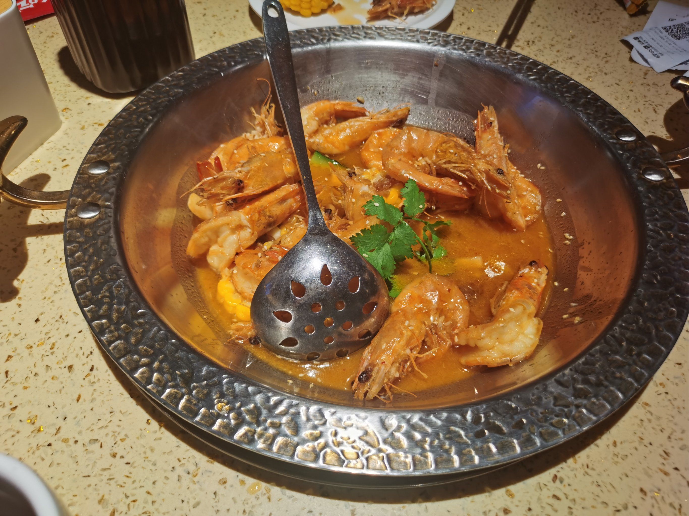 秀我中国丨在上海复兴岛“养虾”是种什么体验？