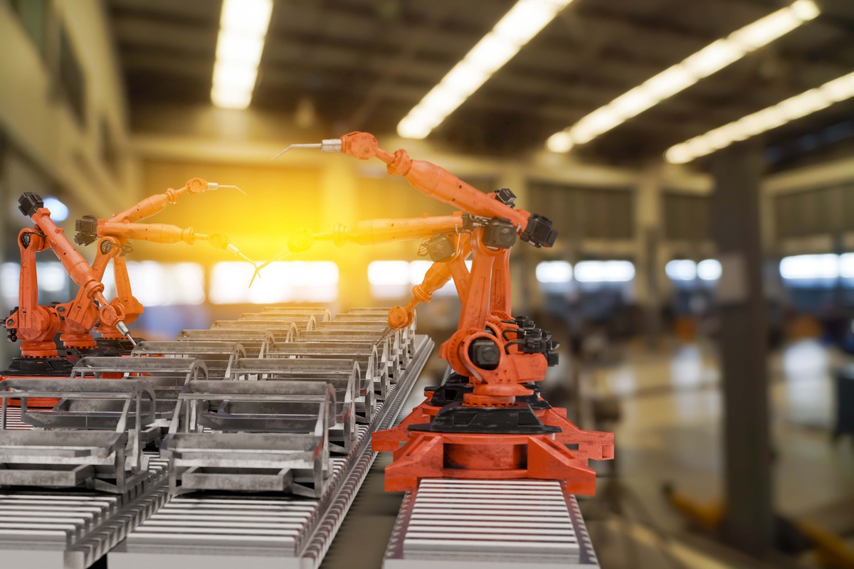 全球化布局新里程碑！中联重科智能高机匈牙利工厂（一期）开业