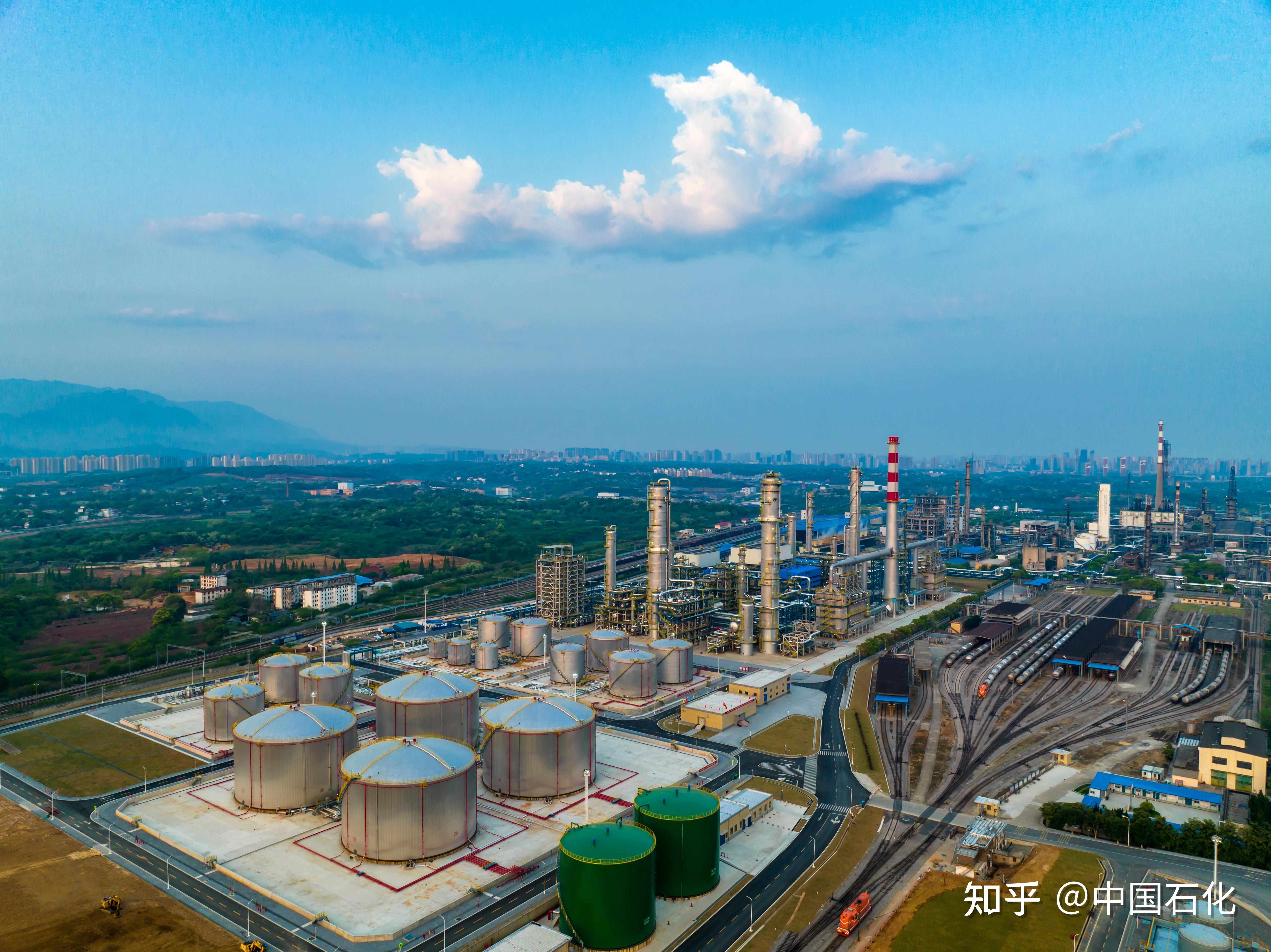 中国石化获得发明专利授权：“劣质原油催化裂解生产低碳烯烃和芳烃的方法和系统”