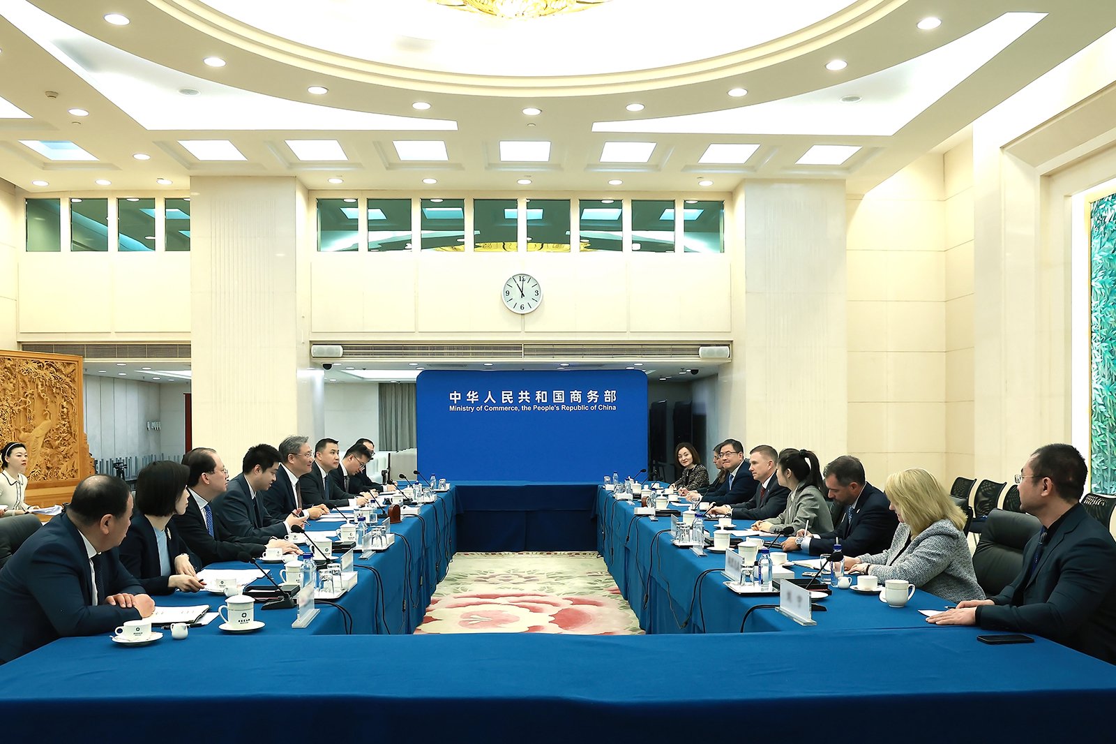 商务部部长王文涛会见美国贸易代表格里尔