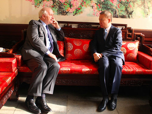 刘海星会见美中贸易全国委员会会长谭森